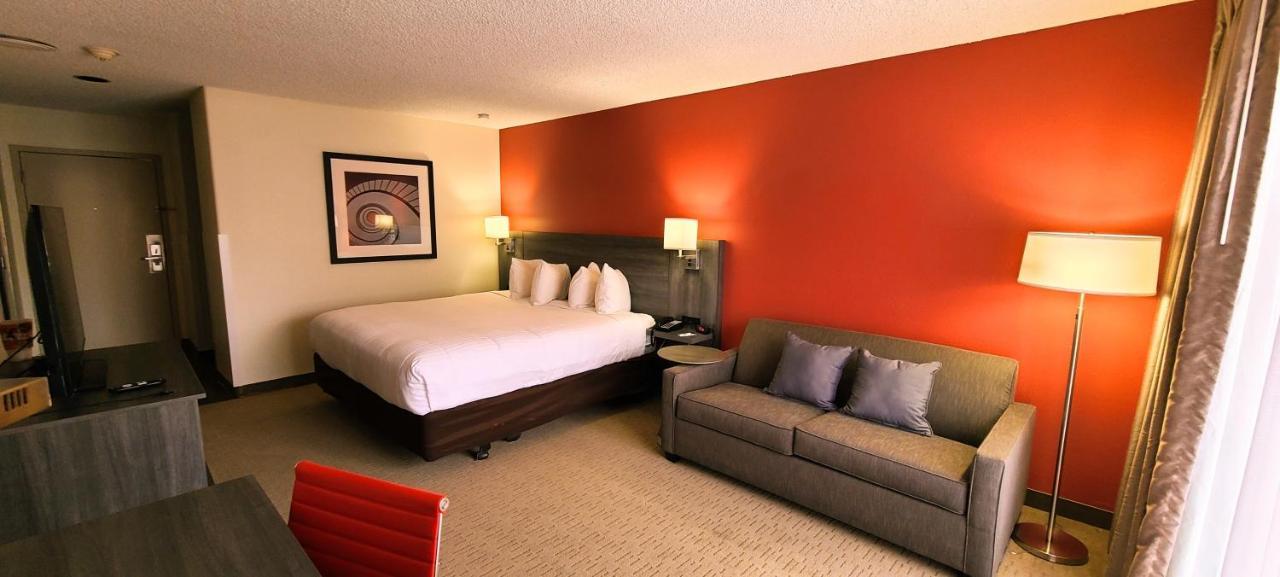 Ramada By Wyndham Tucson Airport Hotel Екстериор снимка