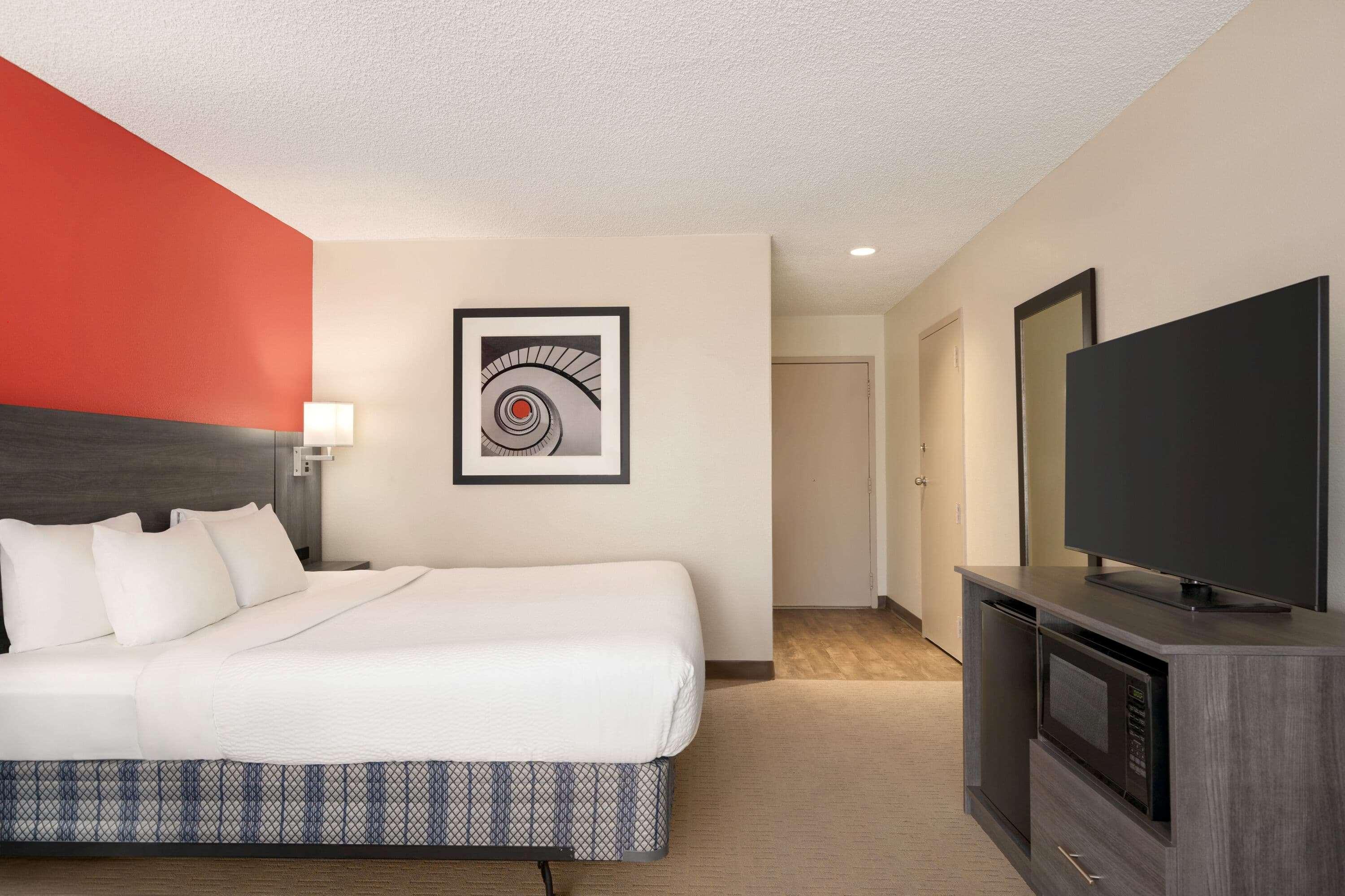 Ramada By Wyndham Tucson Airport Hotel Drexel Heights Екстериор снимка